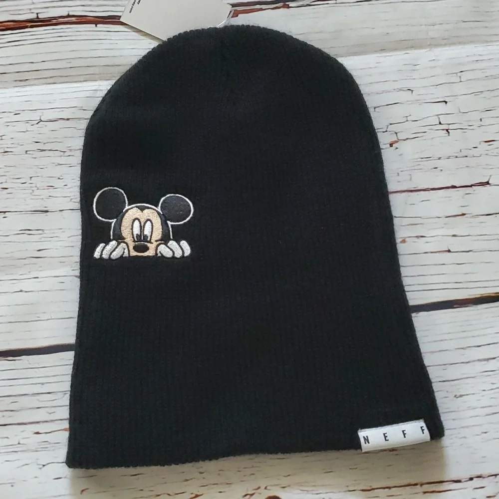 🆕️ NEFF DISNEY COLLECTION BLACK BEANIE 🖤